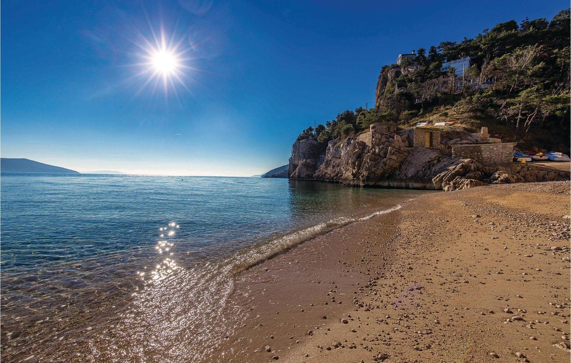 Lovely Apartment In Brsec With House Sea View Esterno foto