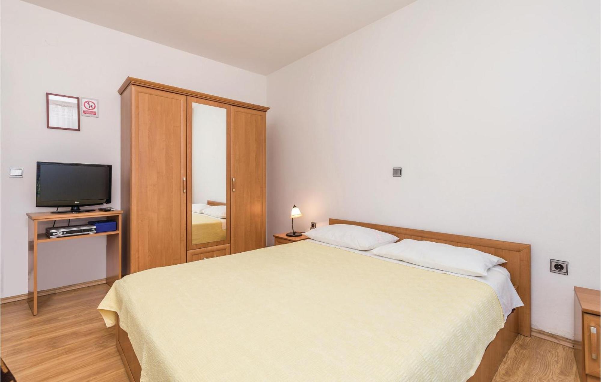 Lovely Apartment In Brsec With House Sea View Esterno foto