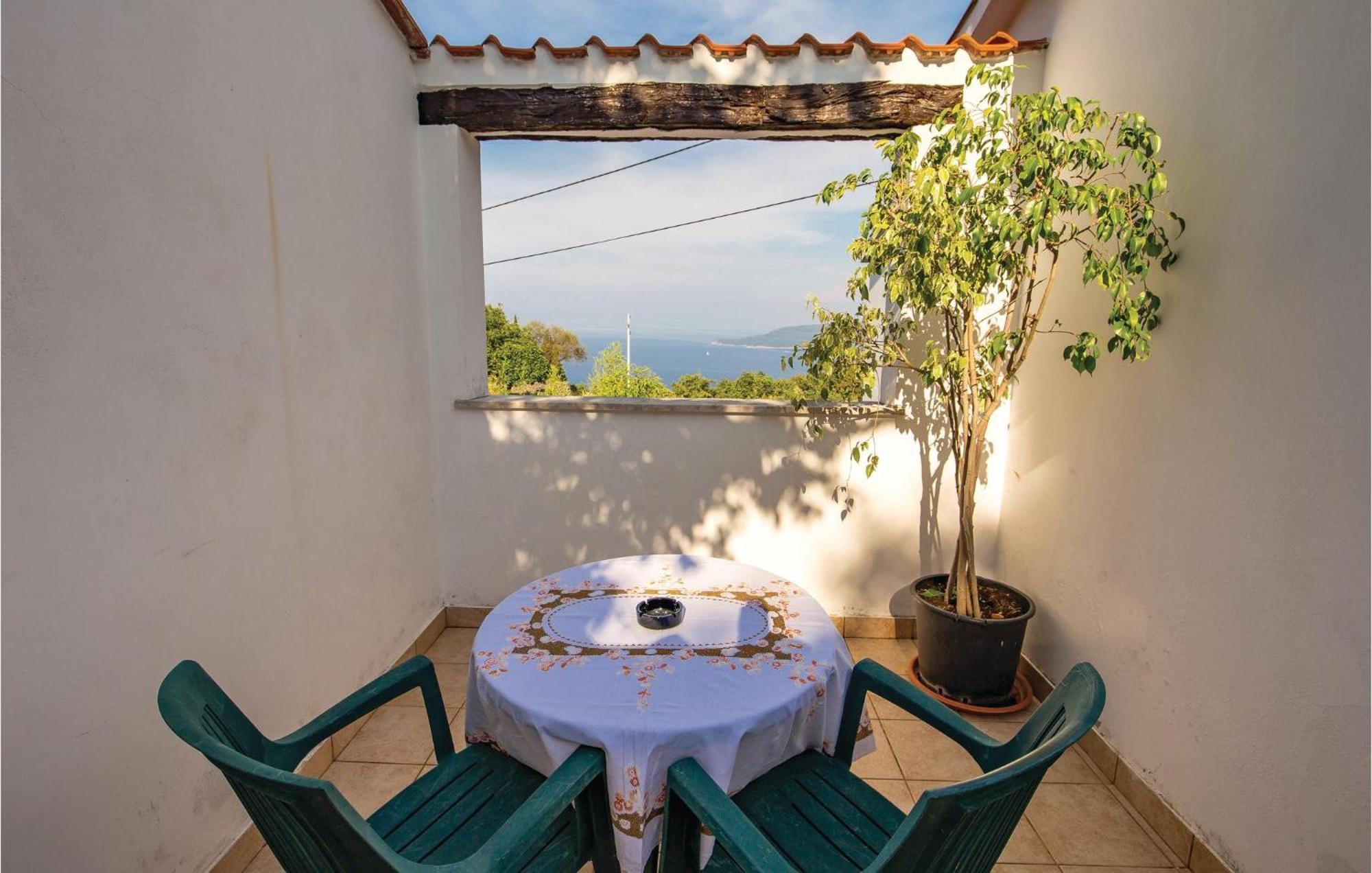 Lovely Apartment In Brsec With House Sea View Esterno foto