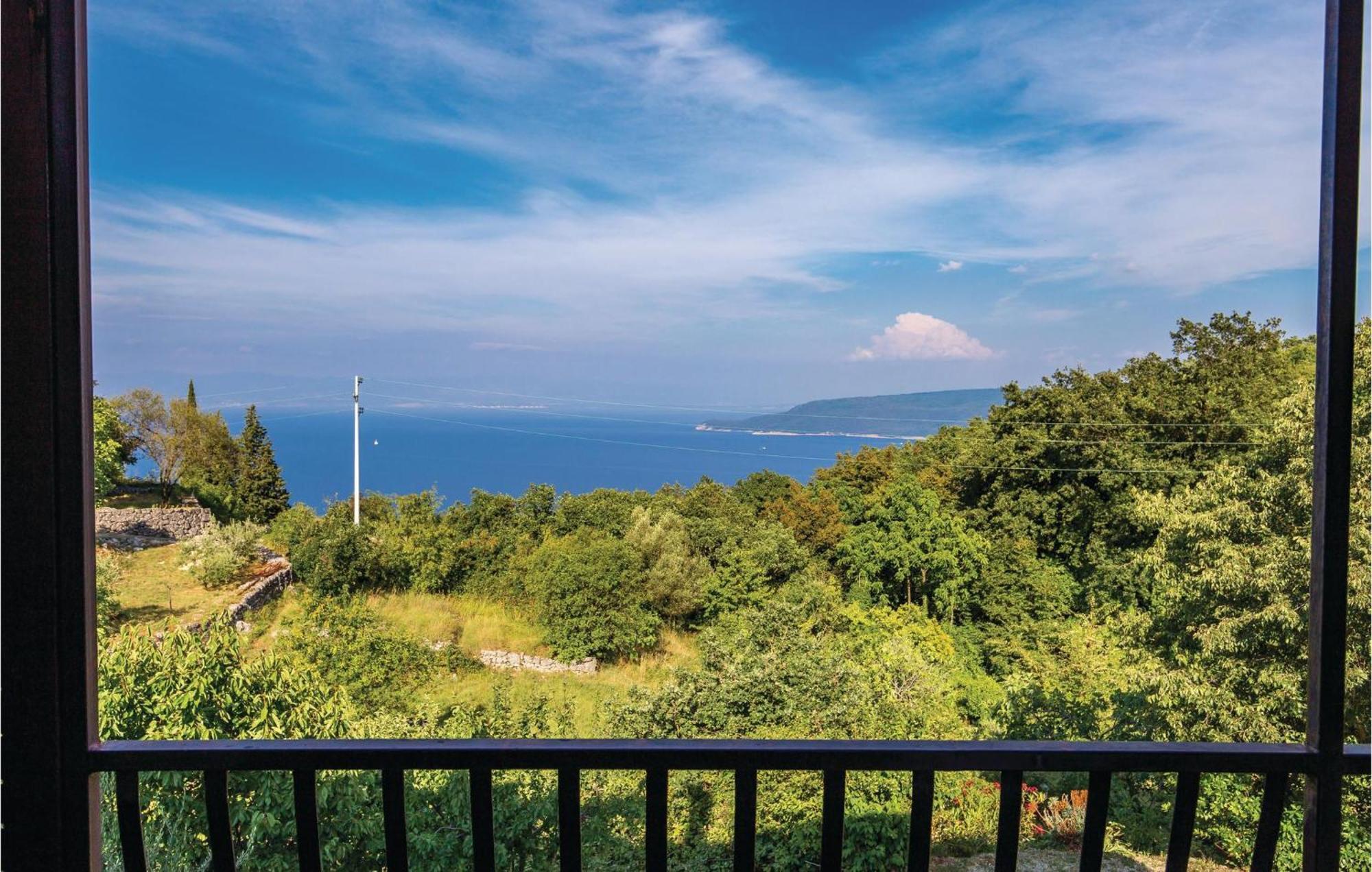 Lovely Apartment In Brsec With House Sea View Esterno foto
